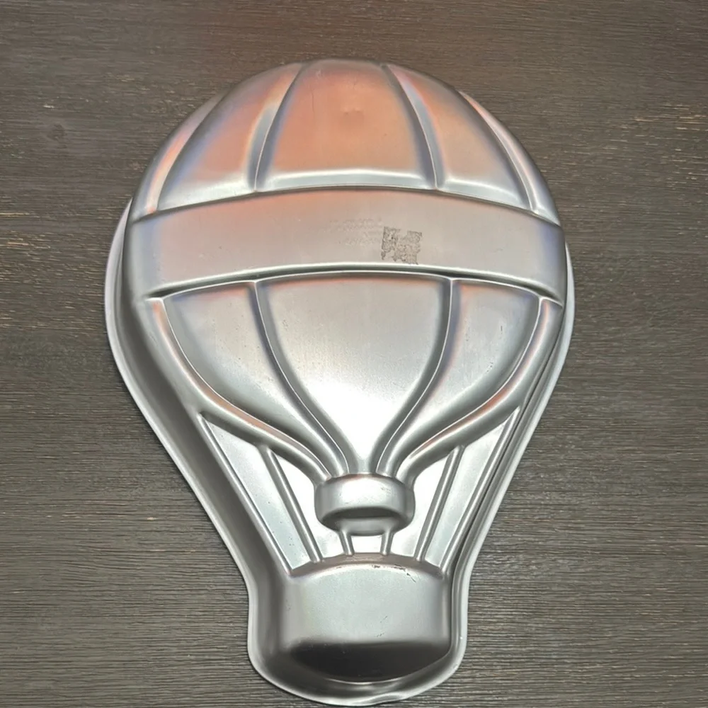 Vintage Wilton Hot Air Balloon Cake Pan 1982